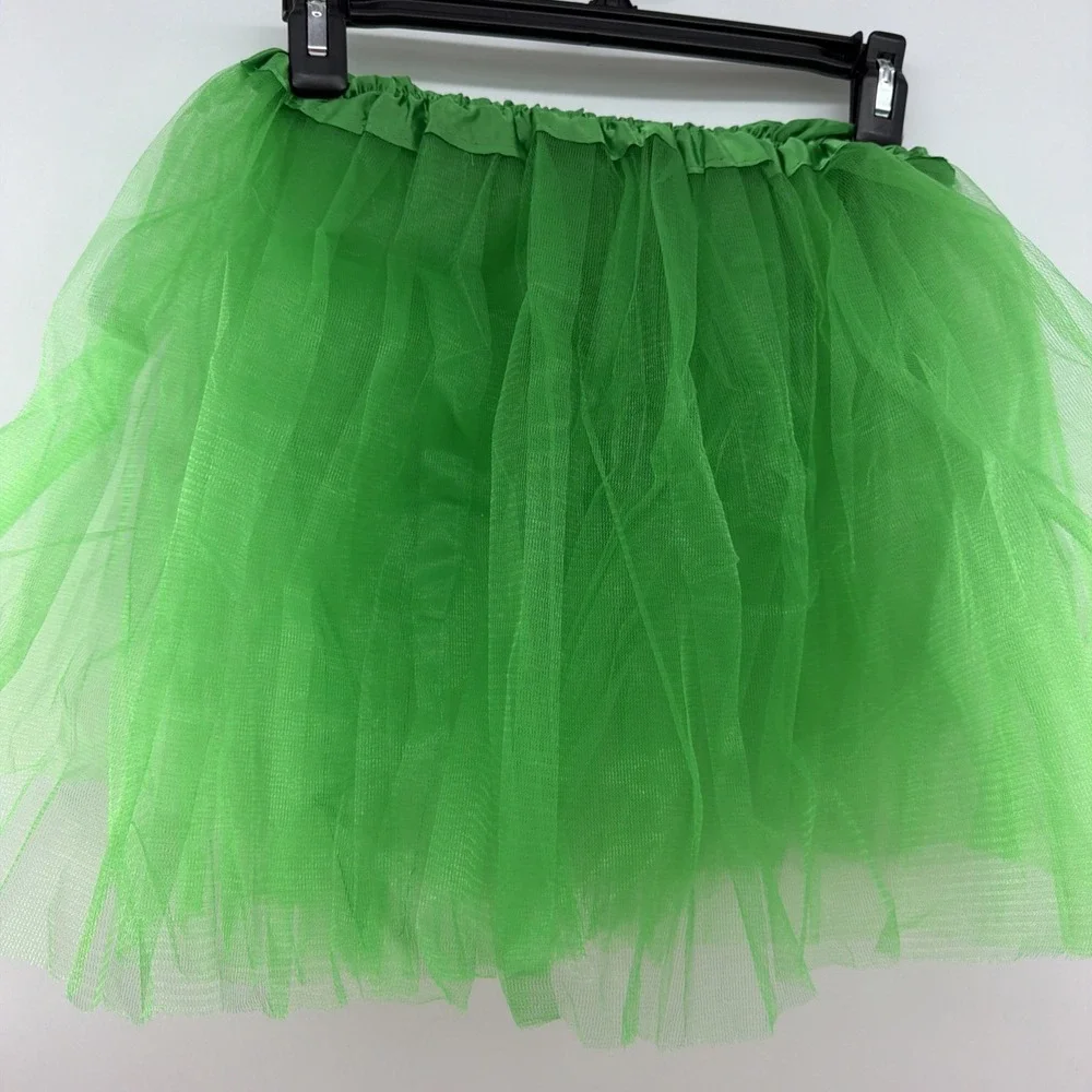 N/A green tulle